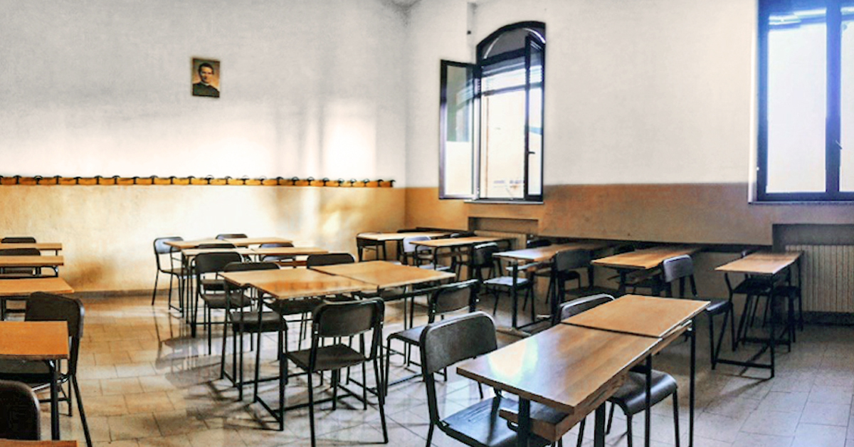 Aula vuota causa Covid-19 del Liceo Salesiano S. Ambrogio Milano
